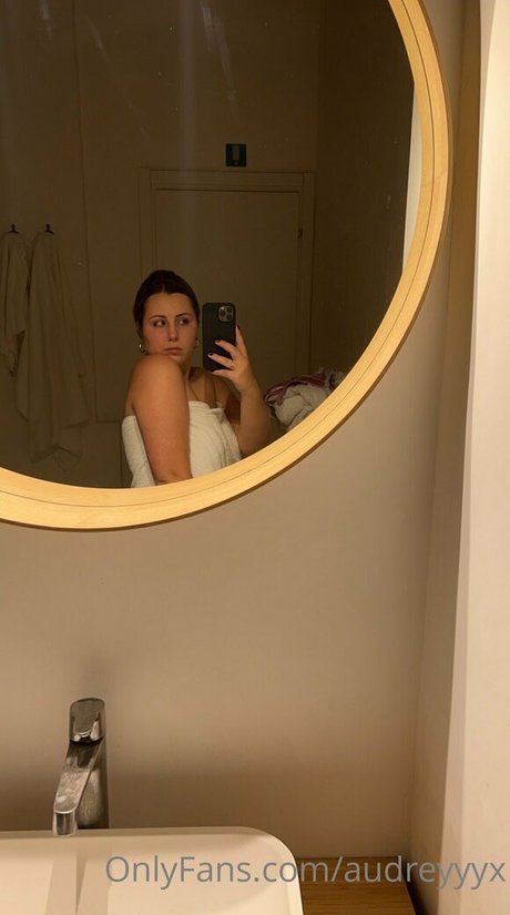 audreyyyx onlyfans porn free