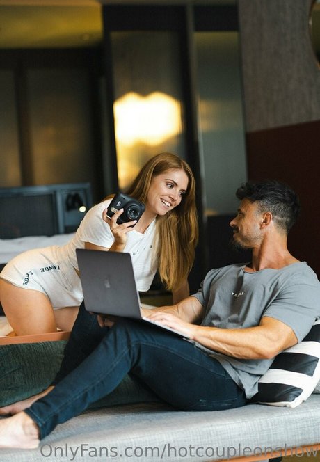 hotcoupleonshow onlyfans tits