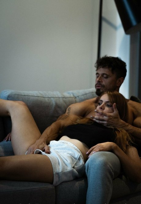 hotcoupleonshow onlyfans nudes