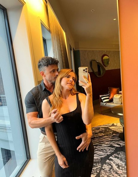 hotcoupleonshow onlyfans pics leaked