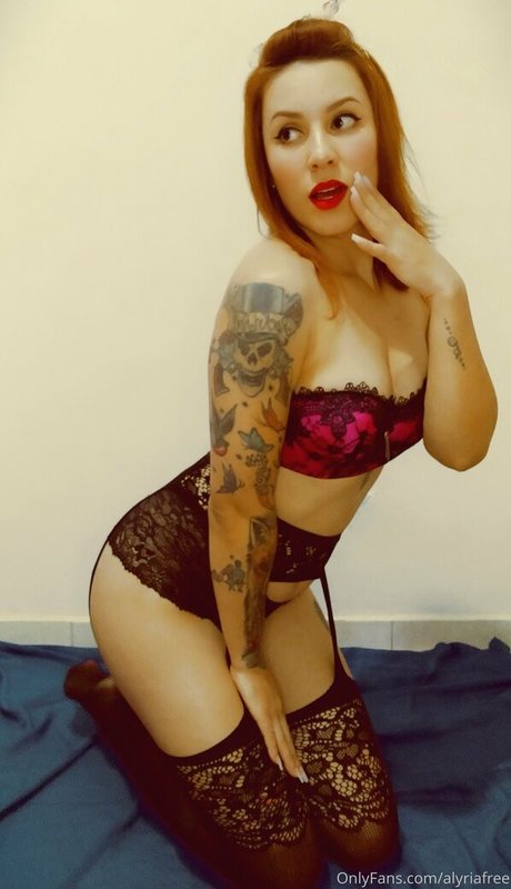 alyriafree only fans nude