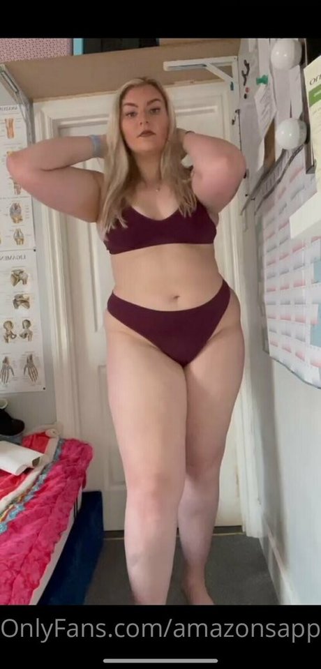 amazonsapphirestone onlyfans model