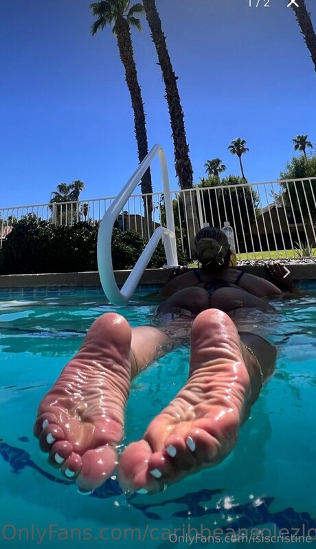 isiscristine onlyfans leajs