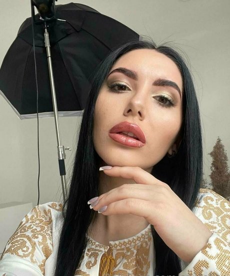 santalips onlyfans leaked xxx