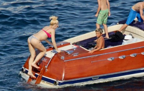 Gwen Stefani naked onlyfans leaked