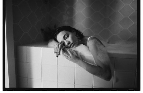 Ella Flare naked onlyfans leak