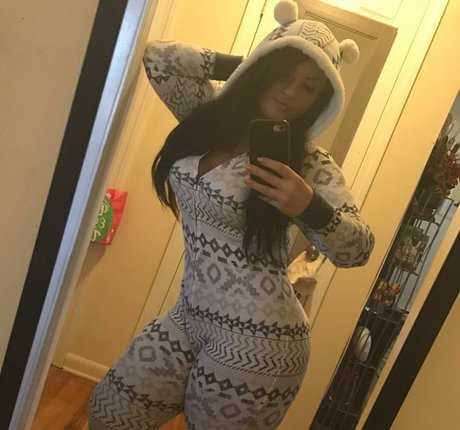 Ivoryyyyy nudes only fans