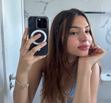 Clarissa Pavie onlyfans mega