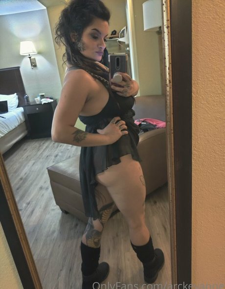 arckeyanne onlyfans explicit content