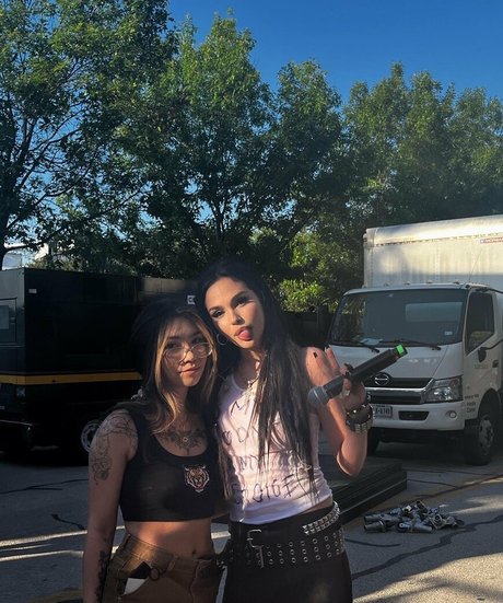 Mikah Tia boobs onlyfans