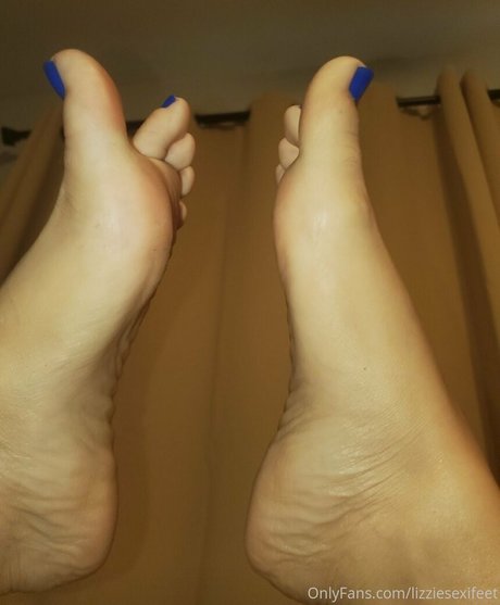 lizziesexifeet onlyfans leaked sex