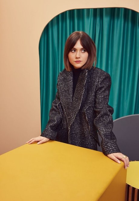 Emilia Jones porn onlyfans