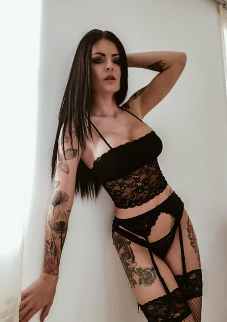 lory tatt xxx onlyfans