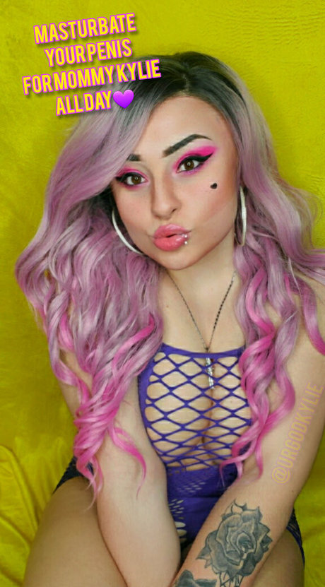 urpawgkylie onlyfans fuck