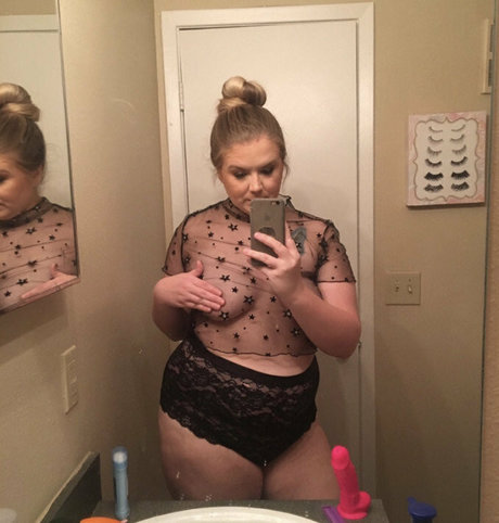 stormieadams93 onlyfans xxx