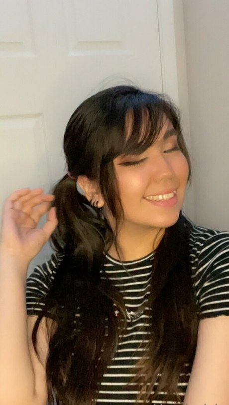 yandericia only fans sex