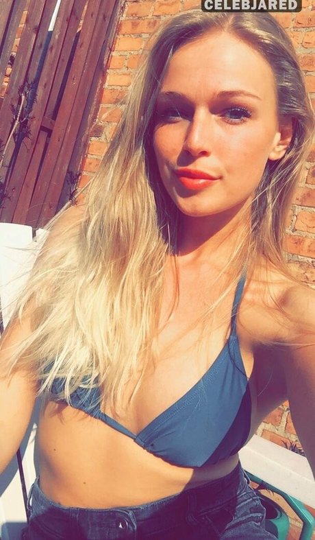 Frederikke Bach onlyfans sex tape