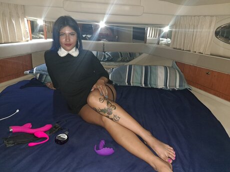 Soy Tu Santa 23 only fans porn