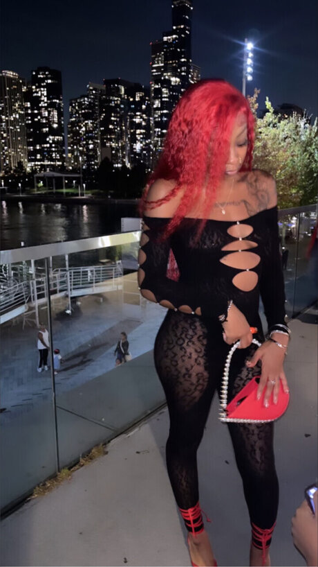 Pretty P_ onlyfans model photos