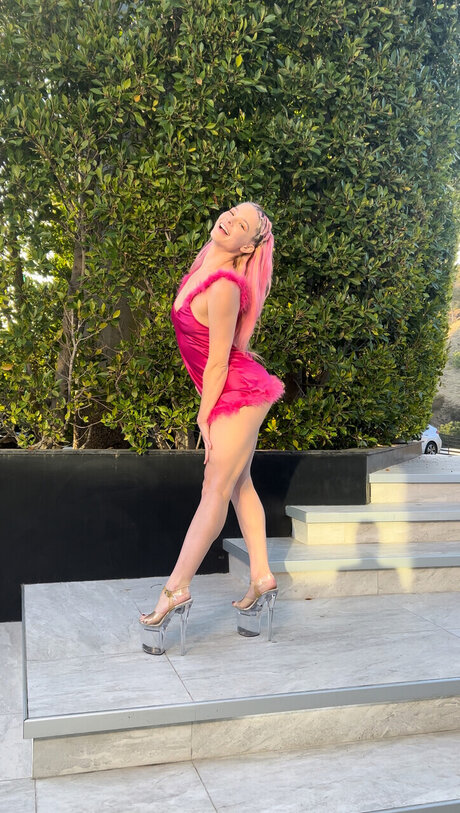 Charm Daze naked onlyfans