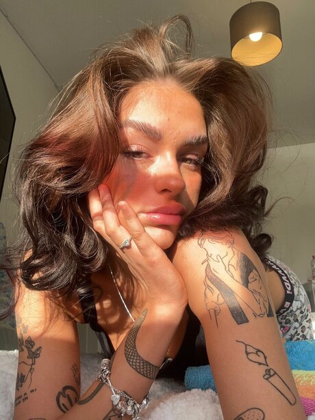 Liv Stopford onlyfans posts