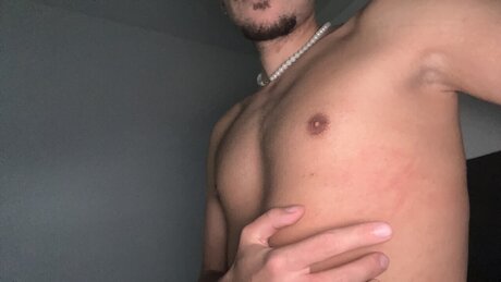 Alvaro X_ onlyfans leaked tits