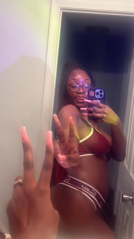 Sexyyychocolatee_ onlyfans leaked