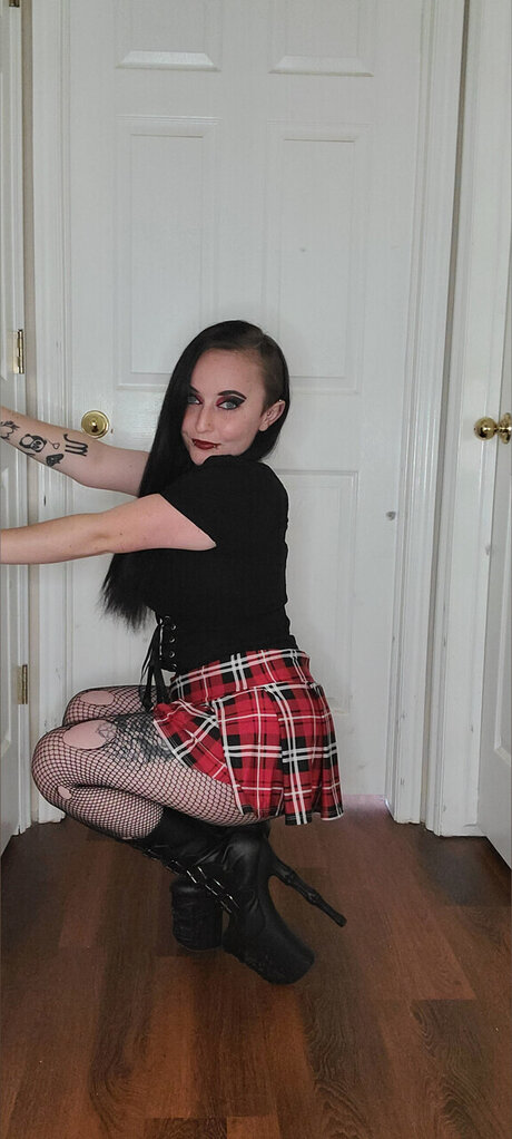 Bustydwarf leaked only fans