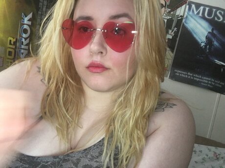 Ashtun nude onlyfans pics