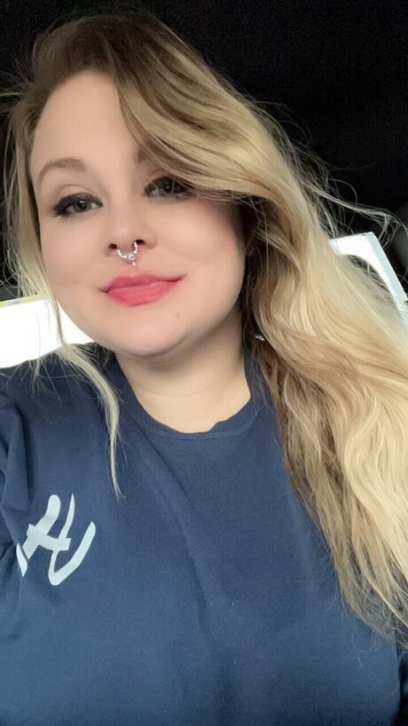 Riley Reigns leaks only fans