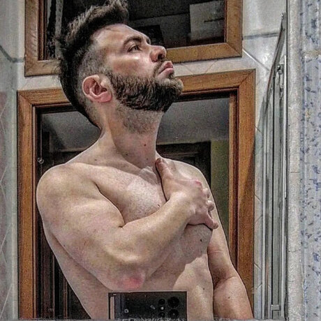 BigHeadNaples onlyfans photos