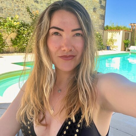 Cara Lovelace onlyfans leaked pics