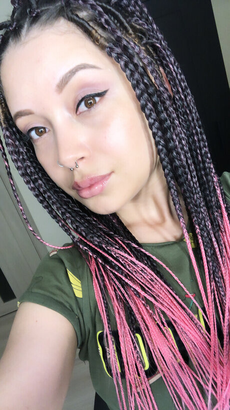 Lika Loves only fans pic