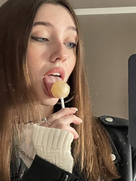 wikki naked leaked onlyfans