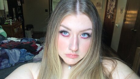 Scarlet Bxtch_ onlyfans leaked free