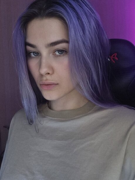 Maybbe onlyfans picture