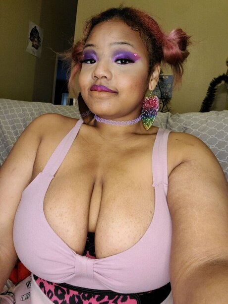 lyvyourlyfe onlyfans ass