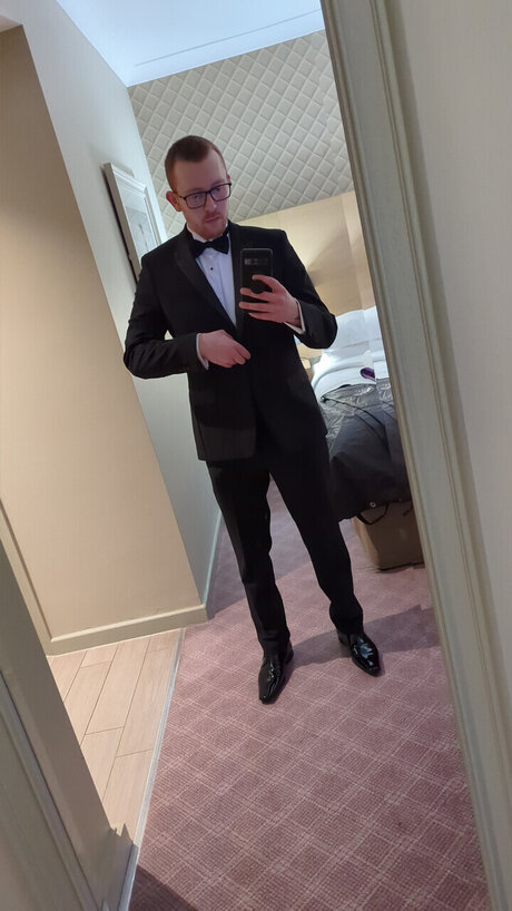 Robert Williams on onlyfans