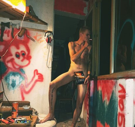 un_ nude on onlyfans