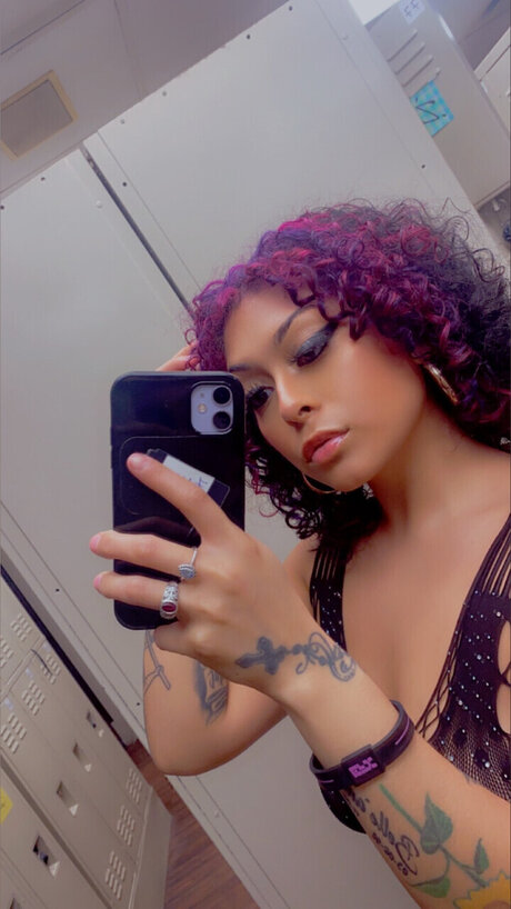 Sailor Z_ onlyfans naked leaks