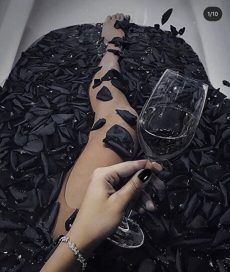 _mwahh onlyfans picture