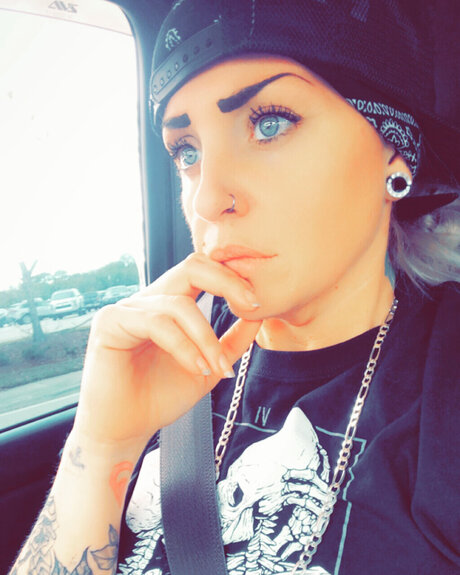 Rene Cawston onlyfans nude photos