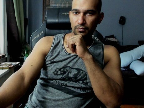 Fill The Wallet nude onlyfans leaked