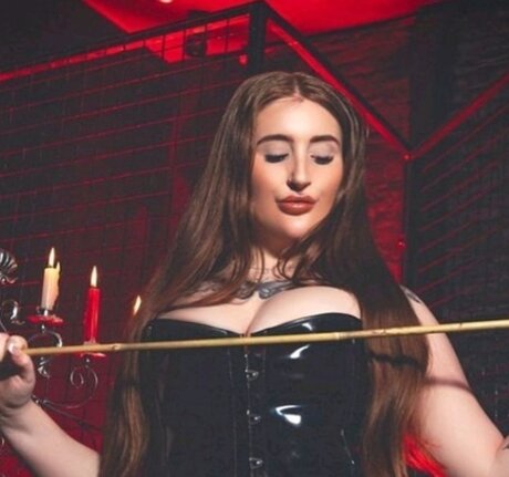 _GODESS HEIDI_ porn only fans