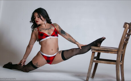 Goddess Ultra Violet only fans pic