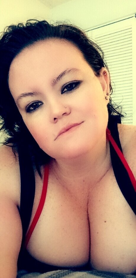 LIONESS_ onlyfans model