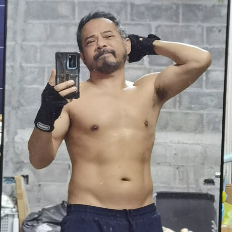 iLittle Bear_ onlyfans posts