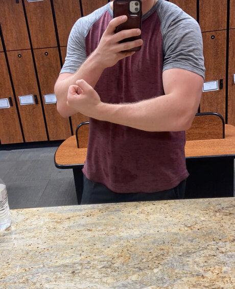 Mister IDK only fans nude