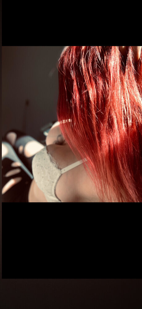 Kiikiie strip onlyfans