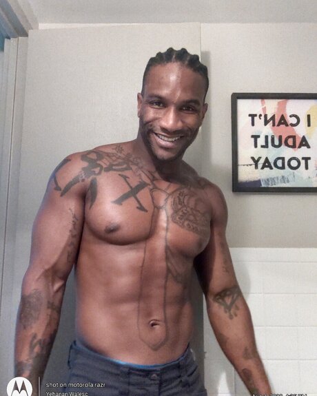 Juan Walton onlyfans topless